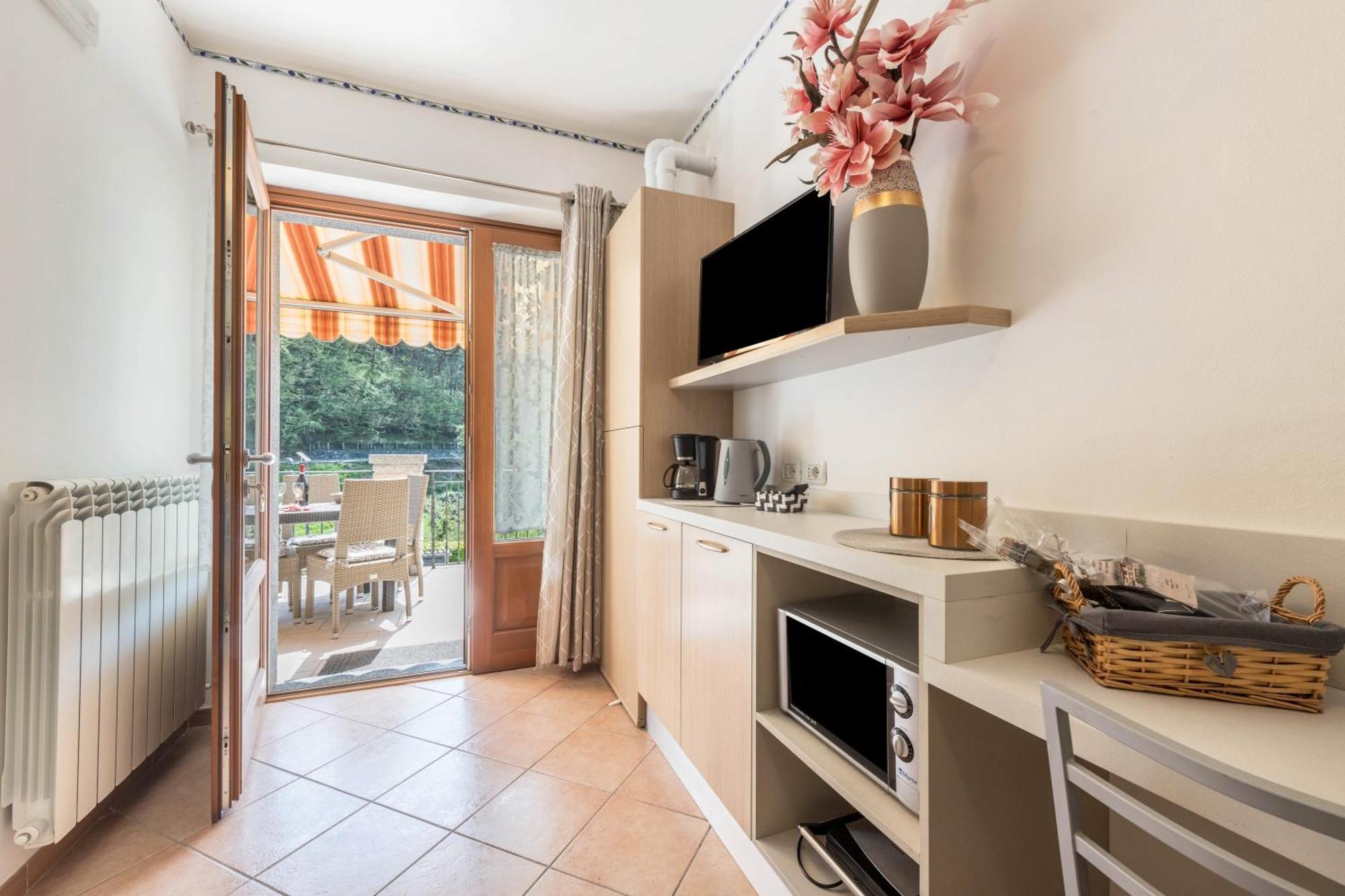 Residence Tatiana A4 Tremosine Eksteriør bilde